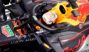 ASTON MARTIN RED BULL RACING RB16 MAX VERSTAPPEN WINNER ABU DHABI GP 2020 — фото 4