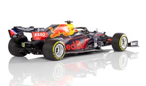 ASTON MARTIN RED BULL RACING RB16 MAX VERSTAPPEN WINNER ABU DHABI GP 2020 — фото 2