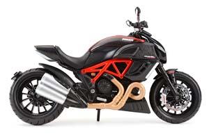 DUCATI DIAVEL CARBON BLACK/RED / ДУКАТИ ДИАВЕЛ КАРБОН — фото 7