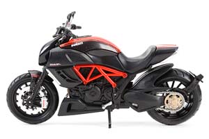 DUCATI DIAVEL CARBON BLACK/RED / ДУКАТИ ДИАВЕЛ КАРБОН — фото 10