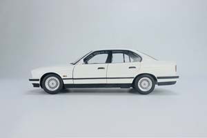 BMW E34 535I 5-SERIES 1988 WHITE / БМВ Е34 5-Я СЕРИЯ БЕЛЫЙ — фото 10