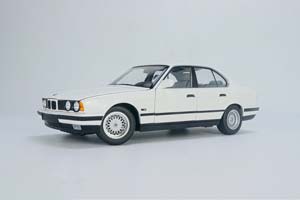 BMW E34 535I 5-SERIES 1988 WHITE / БМВ Е34 5-Я СЕРИЯ БЕЛЫЙ — фото 11