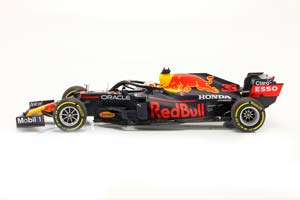 RED BULL RB16B MAX VERSTAPPEN #33 WORLD CHAMPION 2021 LIMITED 333 PCS.| RED BULL RB16B МАКС ФЕРСТАППЕН #33 ЧЕМПИОН МИРА 2021 — фото 3