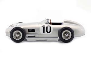 MERCEDES W196 #10 2ND BRITISH GP WORLD CHAMPION J.M. FANGIO 1955 / МЕРСЕДЕС 196 ЧЕМПИОНА МИРА ХУНА МАНУЭЛЯ ФАНХИО — фото 3