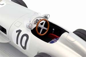 MERCEDES W196 #10 2ND BRITISH GP WORLD CHAMPION J.M. FANGIO 1955 / МЕРСЕДЕС 196 ЧЕМПИОНА МИРА ХУНА МАНУЭЛЯ ФАНХИО — фото 4