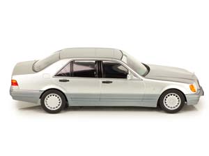 MERCEDES-BENZ S500 1994 W140 СЕРЕБРИСТЫЙ — фото 3
