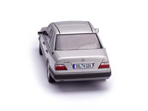 MERCEDES E-KLASSE 1993 W124 ASTRAL SILVER / МЕРСЕДЕС Е-КЛАСС СЕРЕБРИСТЫЙ — фото 8