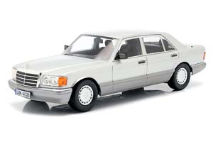MERCEDES-BENZ 560SEL (W126) 1985 СЕРЕБРИСТЫЙ
