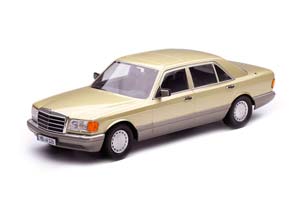 MERCEDES-BENZ 560SEL (W126) 1985 СВЕТЛО-ЗЕЛЕНЫЙ МЕТАЛЛИК