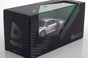 AUDI R8 2006 SILVER/CARBON — фото 3