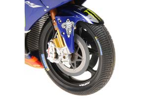 YAMAHA YZR-M1 DIRTY VERSION #25 MOTOGP MALAYSIA 2017 M. VINALES — фото 6