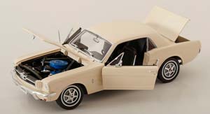 FORD MUSTANG COUPE 1964 1/2 WHITE — фото 3