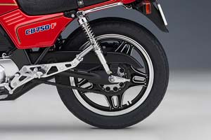 HONDA CB750F BARIBARI LEGEND КРАСНЫЙ — фото 14