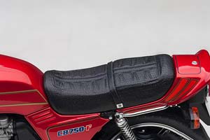HONDA CB750F BARIBARI LEGEND КРАСНЫЙ — фото 17