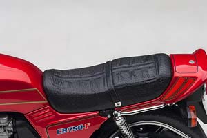 HONDA CB750F BARIBARI LEGEND КРАСНЫЙ — фото 27