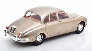 JAGUAR MK2 1959 GOLDEN-METALLIC — фото 2