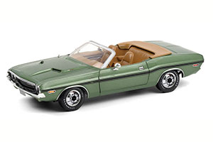 DODGE CHALLENGER R/T CONVERTIBLE 1970 GREEN METALLIC AND DELUXE WHEEL COVERS