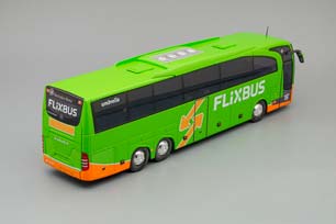 MERCEDES-BENZ TRAVEGO M FLIXBUS, GREEN — фото 2
