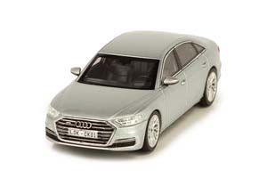 AUDI A8 L 2018 СЕРЕБРИСТЫЙ — фото 3