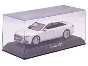 AUDI A8 L 2018 БЕЛЫЙ — фото 12