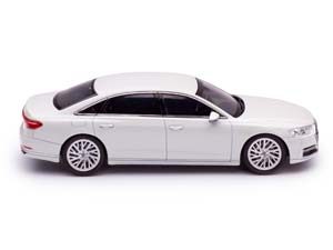 AUDI A8 L 2018 БЕЛЫЙ — фото 5