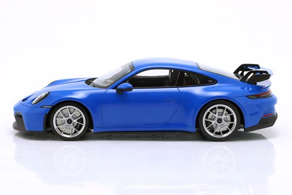 PORSCHE 911 (992) GT3 2021 SHARKBLUE / ПОРШЕ 911 992 ГТ3 АКУЛИЙ СИНИЙ АКУЛИЙ СИНИЙ СЕРЕБРИСТЫЙ ДИСКИ — фото 4
