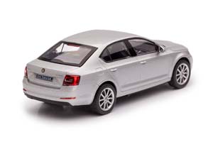 SKODA OCTAVIA III 2012 BRILLIANT SILVER METALLIC (СЕРЕБРИСТЫЙ) — фото 2