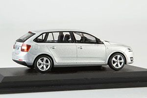 SKODA RAPID SPACEBACK 2013 WHITE — фото 4