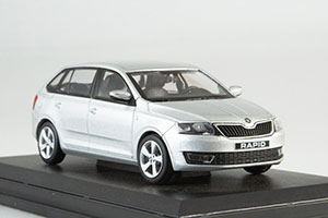 SKODA RAPID SPACEBACK 2013 WHITE — фото 6