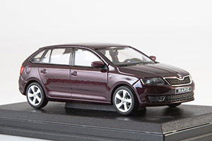 SKODA RAPID SPACEBACK 2013 DARK RED — фото 4