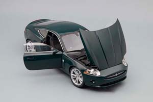 JAGUAR XK COUPE 2006 DARK GREEN — фото 3