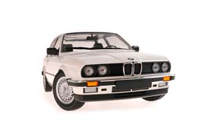 BMW 323I E30 БЕЛЫЙ 1982 — фото 3