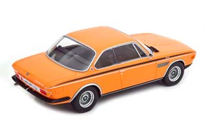 BMW 30 CSL 1971 ОРАНЖЕВЫЙ — фото 2