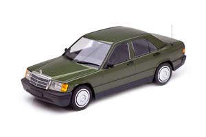 MERCEDES W201-190E 1982 GREEN METALLIC — фото 13