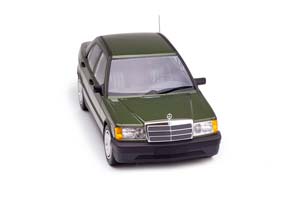 MERCEDES W201-190E 1982 GREEN METALLIC — фото 8