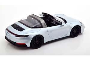 PORSCHE 911 (992) TARGA 4 GTS 2021 СЕРЕБРИСТЫЙ МЕТАЛЛИК — фото 2