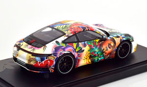 PORSCHE 911 CARRERA 4S FLOWER EDITION 2019 — фото 2