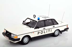 VOLVO 240 GL POLITI DANMARK 1986 WHITE BLACK