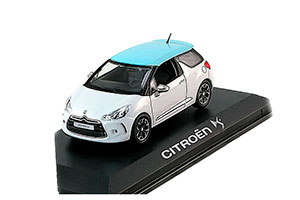CITROEN DS3 2010 WHITE WITH BLUE BOTICCELLI ROOF
