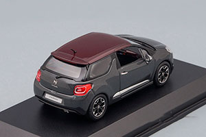 CITROEN DS3 2010 GREY METALLIC/DARK RED ROOF — фото 2