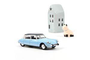 CITROEN DS 21 PALLAS 1967 MONTE CARLO BLUE/ORIENT BLUE ROOF — фото 2