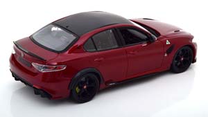 ALFA ROMEO GIULIA GTA 2020 RED METALLIC — фото 2