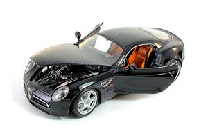 ALFA ROMEO 8C COMPETIZIONE ЧЕРНЫЙ — фото 3