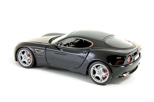 ALFA ROMEO 8C COMPETIZIONE ЧЕРНЫЙ — фото 9