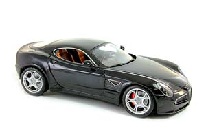 ALFA ROMEO 8C COMPETIZIONE ЧЕРНЫЙ — фото 10