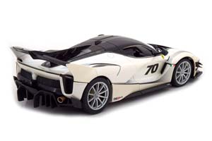FERRARI FXX K EVO 2018 WHITE METALLIC/BLACK — фото 2