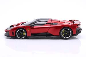 FERRARI F80 YEAR 2024 RED METALLIC / SILVER-BLACK RIMS SIGNATURE / ФЕРРАРИ F80 КРАСНЫЙ МЕТАЛЛИК СИЛВЕР-БЛАК ДИСКИ АВТОГРАФ СЕРЕБРИСТЫЙ — фото 4