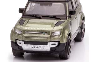 LAND ROVER DEFENDER 110 ЗЕЛЕНЫЙ С ЧЕРНЫМ — фото 3