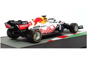 RED BULL RACING RB16B GP TURKEY WORLD CHAMPION 2021 MAX VERSTAPPEN / РЕД БУЛЛ МАКС ФЕРСТАППЕН — фото 2
