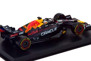 RED BULL RB18 WORLD CHAMPION VERSTAPPEN 2022 / РЕД БУЛЛ РБ18 МАКСА ФЕРСТАППЕНА (С БОКСОМ) — фото 2